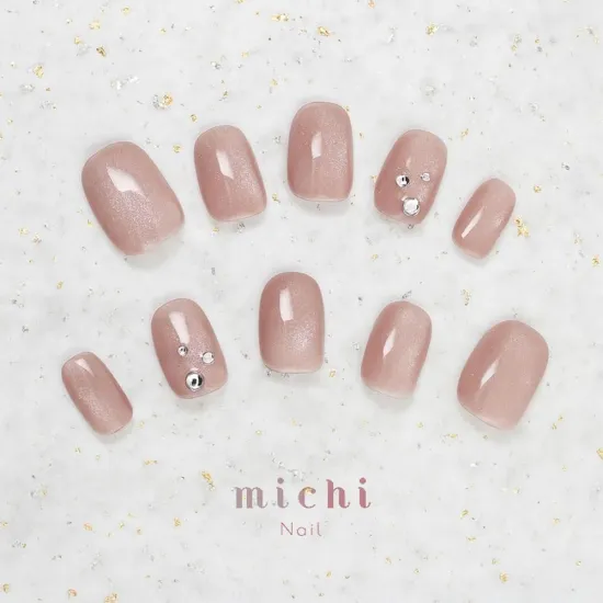 ピンクベージュマグネットネイル